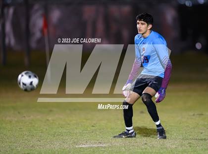 Thumbnail 2 in Marshall vs Lee photogallery.