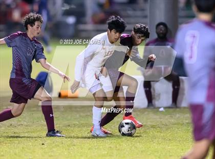 Thumbnail 2 in Marshall vs Lee photogallery.