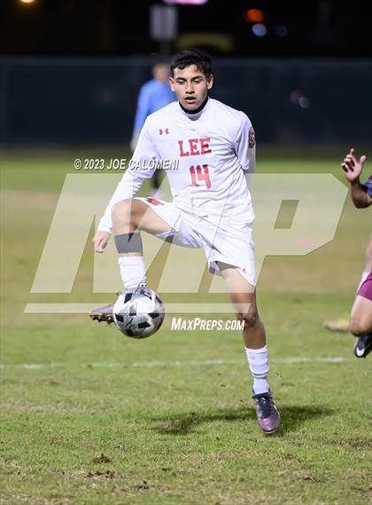 Thumbnail 1 in Marshall vs Lee photogallery.