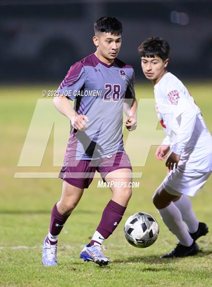 Thumbnail 3 in Marshall vs Lee photogallery.