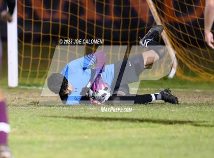 Thumbnail 1 in Marshall vs Lee photogallery.