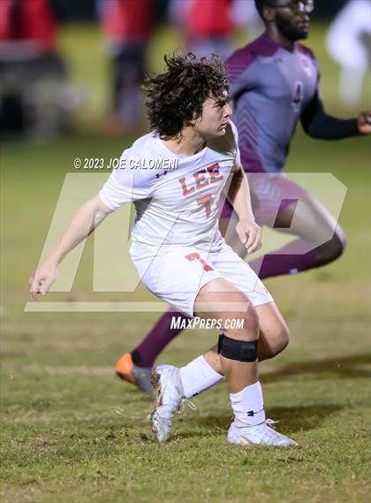 Thumbnail 2 in Marshall vs Lee photogallery.