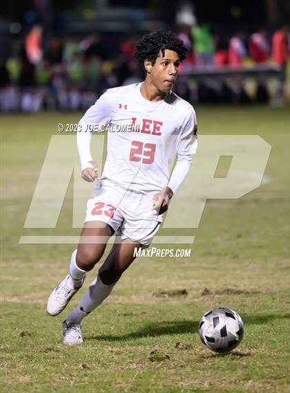 Thumbnail 2 in Marshall vs Lee photogallery.