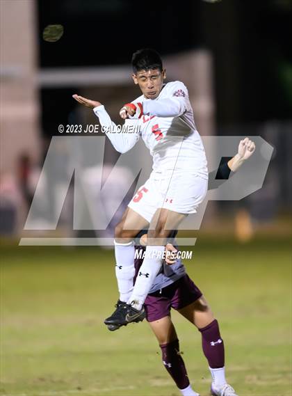 Thumbnail 3 in Marshall vs Lee photogallery.