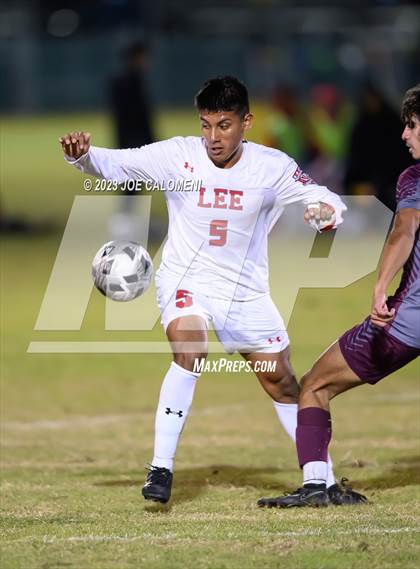 Thumbnail 1 in Marshall vs Lee photogallery.