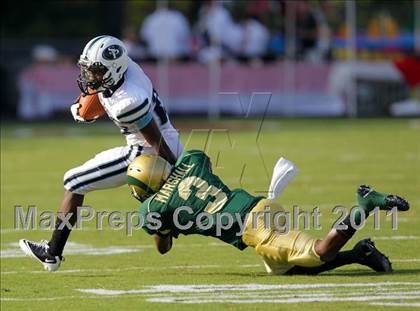 Thumbnail 2 in Spain Park vs. Grayson (Progressive Football Challenge) photogallery.