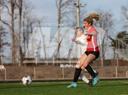 Thumbnail 2 in Osbourn Park vs. Gainesville photogallery.