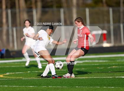 Thumbnail 2 in Osbourn Park vs. Gainesville photogallery.