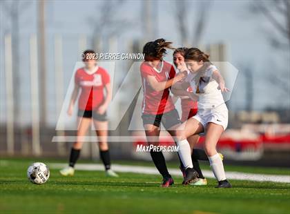 Thumbnail 2 in Osbourn Park vs. Gainesville photogallery.