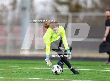 Thumbnail 2 in Osbourn Park vs. Gainesville photogallery.
