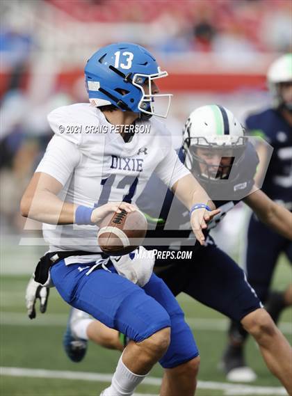 Thumbnail 3 in Ridgeline vs. Dixie (UHSAA 4A Final) photogallery.