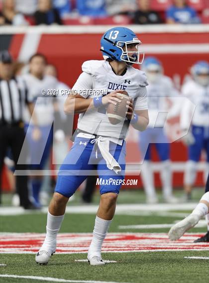 Thumbnail 3 in Ridgeline vs. Dixie (UHSAA 4A Final) photogallery.