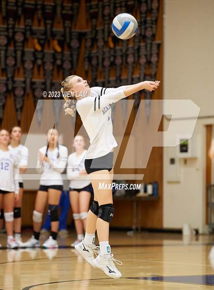 Thumbnail 1 in Miramonte @ Acalanes photogallery.