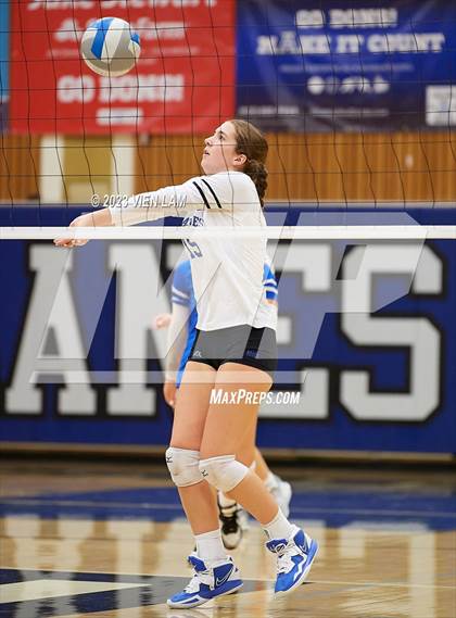 Thumbnail 2 in Miramonte @ Acalanes photogallery.