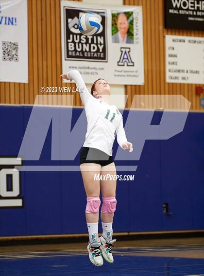 Thumbnail 1 in Miramonte @ Acalanes photogallery.