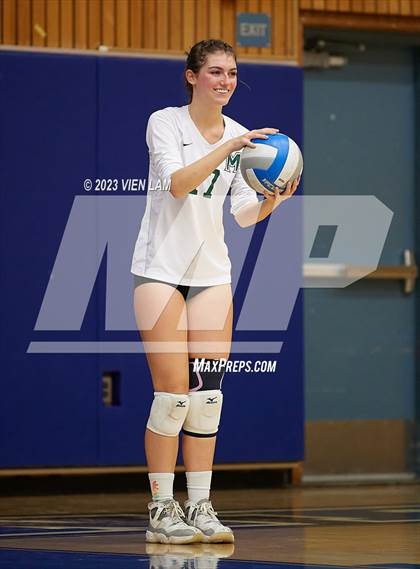 Thumbnail 1 in Miramonte @ Acalanes photogallery.