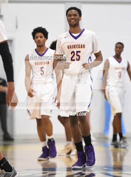 Thumbnail 1 in Maine West vs Waukegan (IHSA 4A Regional Semifinal) photogallery.