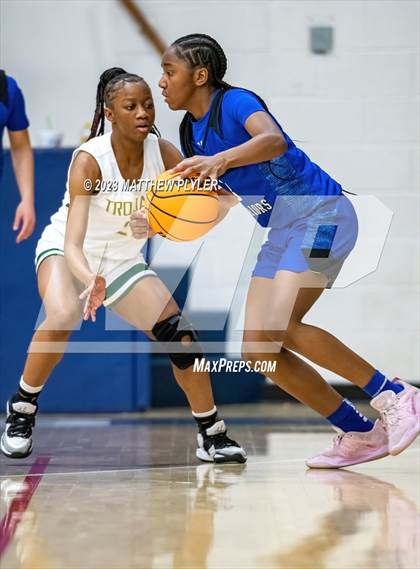 Thumbnail 1 in Fayetteville Christian vs. Pine Forest photogallery.