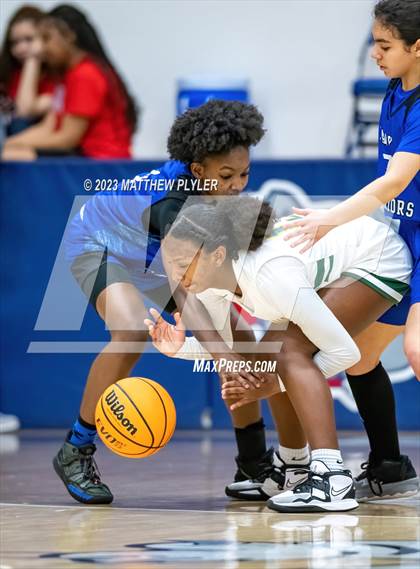 Thumbnail 1 in Fayetteville Christian vs. Pine Forest photogallery.