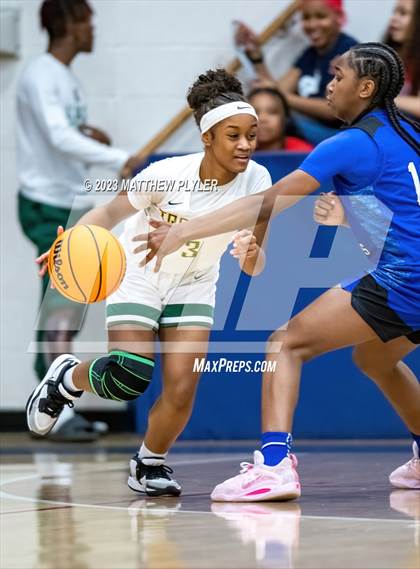 Thumbnail 3 in Fayetteville Christian vs. Pine Forest photogallery.