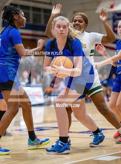 Thumbnail 1 in Fayetteville Christian vs. Pine Forest photogallery.