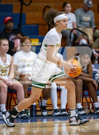 Thumbnail 2 in Fayetteville Christian vs. Pine Forest photogallery.