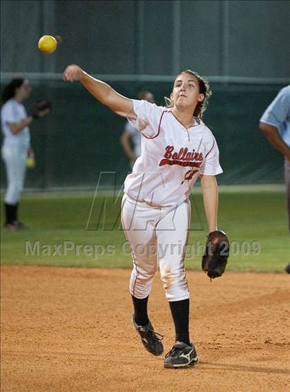 Thumbnail 3 in Humble vs Bellaire (UIL 5A Region III Playoffs) photogallery.