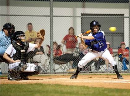 Thumbnail 1 in Humble vs Bellaire (UIL 5A Region III Playoffs) photogallery.