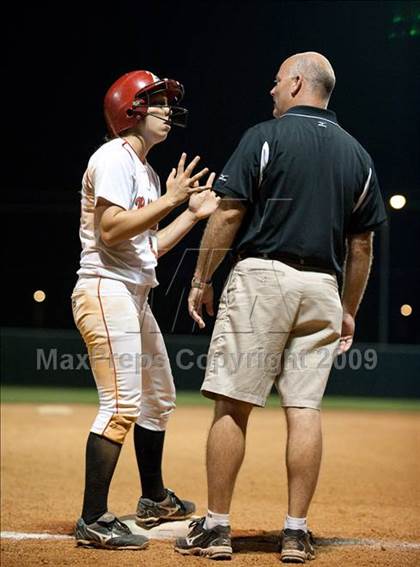 Thumbnail 1 in Humble vs Bellaire (UIL 5A Region III Playoffs) photogallery.