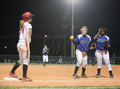 Thumbnail 2 in Humble vs Bellaire (UIL 5A Region III Playoffs) photogallery.