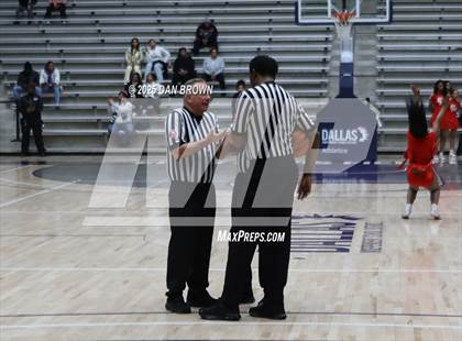 Thumbnail 2 in Duncanville @ Cedar Hill (UIL 6A D1 Regional Finals) photogallery.