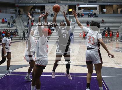 Thumbnail 3 in Duncanville @ Cedar Hill (UIL 6A D1 Regional Finals) photogallery.