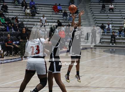 Thumbnail 1 in Duncanville @ Cedar Hill (UIL 6A D1 Regional Finals) photogallery.