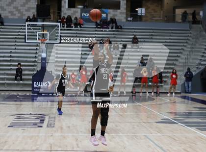 Thumbnail 1 in Duncanville @ Cedar Hill (UIL 6A D1 Regional Finals) photogallery.