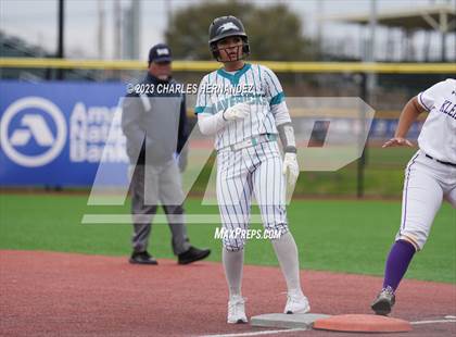 Thumbnail 1 in Pasadena Memorial vs Klein Cain (NFCA Texas Leadoff Classic) photogallery.
