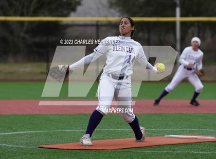 Thumbnail 1 in Pasadena Memorial vs Klein Cain (NFCA Texas Leadoff Classic) photogallery.