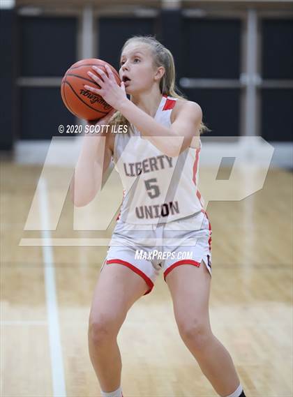 Thumbnail 1 in Teays Valley vs. Liberty Union photogallery.