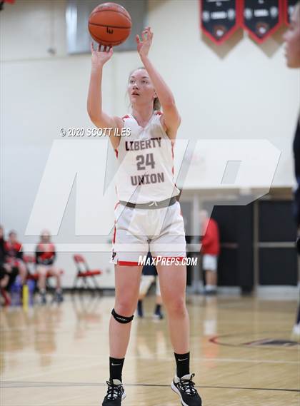 Thumbnail 2 in Teays Valley vs. Liberty Union photogallery.