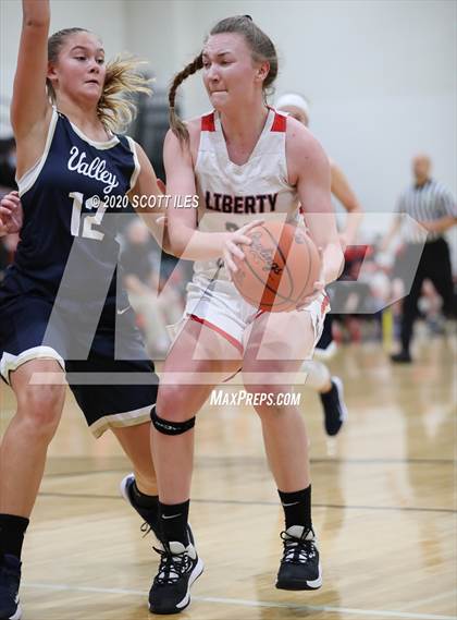 Thumbnail 1 in Teays Valley vs. Liberty Union photogallery.