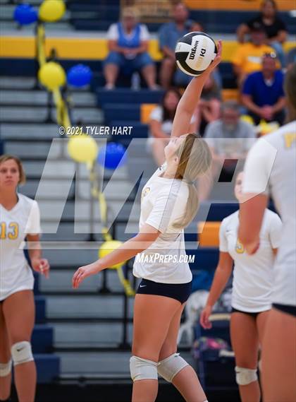 Thumbnail 3 in JV: Decatur Central @ Mooresville photogallery.