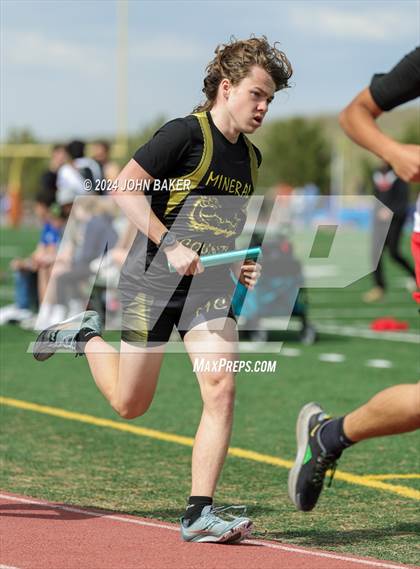 Thumbnail 2 in Fernley Invitational (4X800M Relay) photogallery.