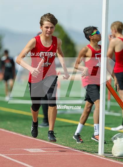 Thumbnail 3 in Fernley Invitational (4X800M Relay) photogallery.