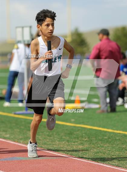 Thumbnail 3 in Fernley Invitational (4X800M Relay) photogallery.