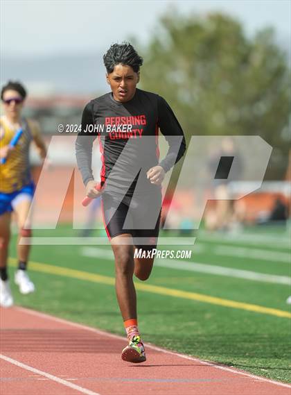 Thumbnail 2 in Fernley Invitational (4X800M Relay) photogallery.