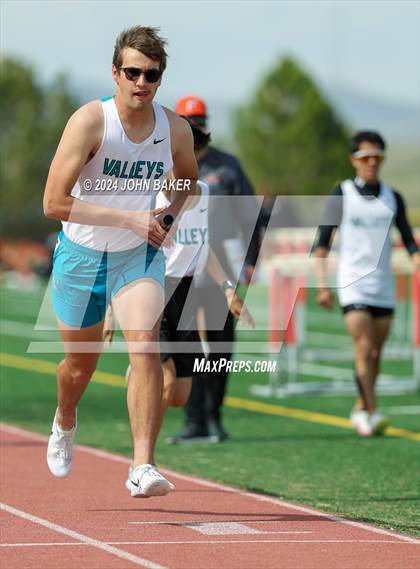 Thumbnail 1 in Fernley Invitational (4X800M Relay) photogallery.