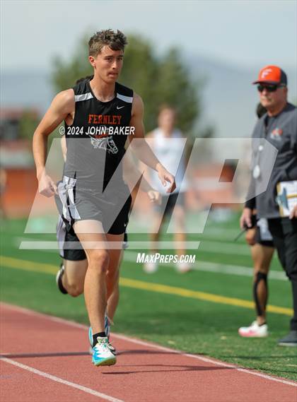 Thumbnail 3 in Fernley Invitational (4X800M Relay) photogallery.