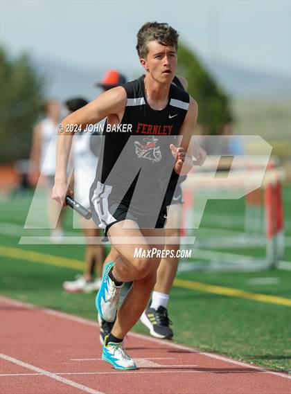 Thumbnail 2 in Fernley Invitational (4X800M Relay) photogallery.