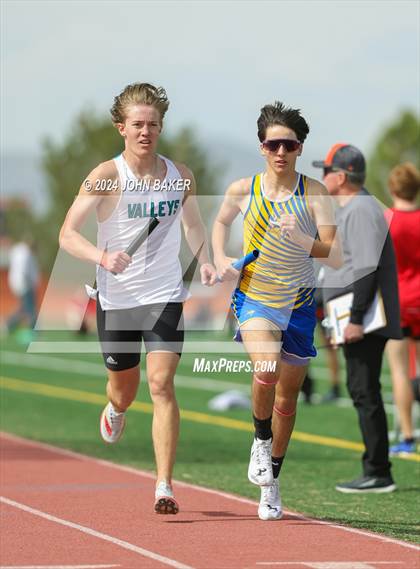 Thumbnail 3 in Fernley Invitational (4X800M Relay) photogallery.
