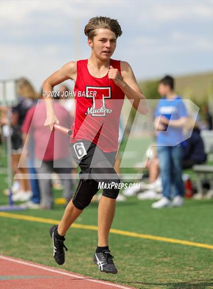 Thumbnail 3 in Fernley Invitational (4X800M Relay) photogallery.