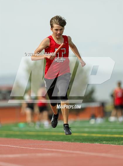 Thumbnail 2 in Fernley Invitational (4X800M Relay) photogallery.